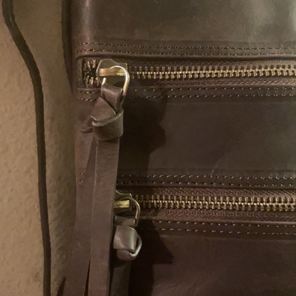 Stalon Leather Crossbody Bag - Picture 3 of 7